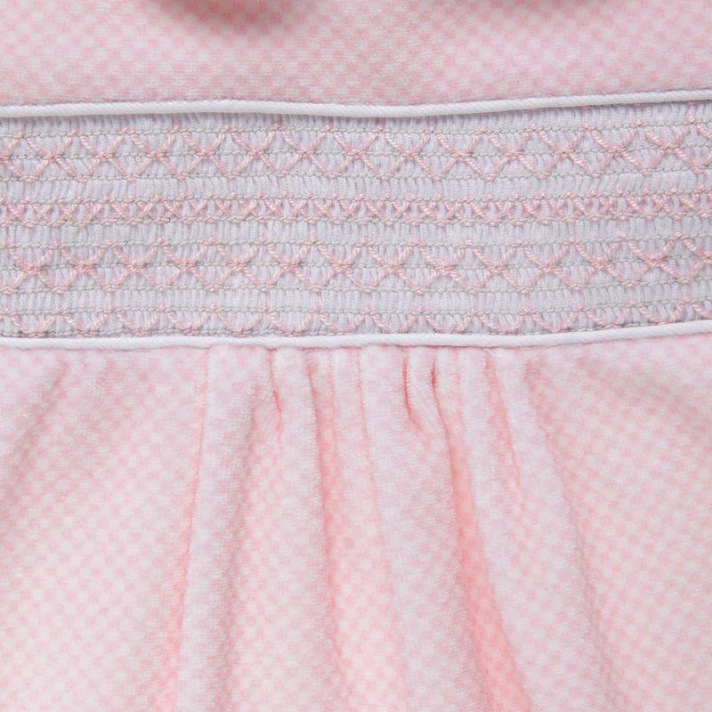 09160618_1011_2-MACACAO-DE-BEBE-FEMININO-LONGO-PLUSH-PONTO-SMOCK