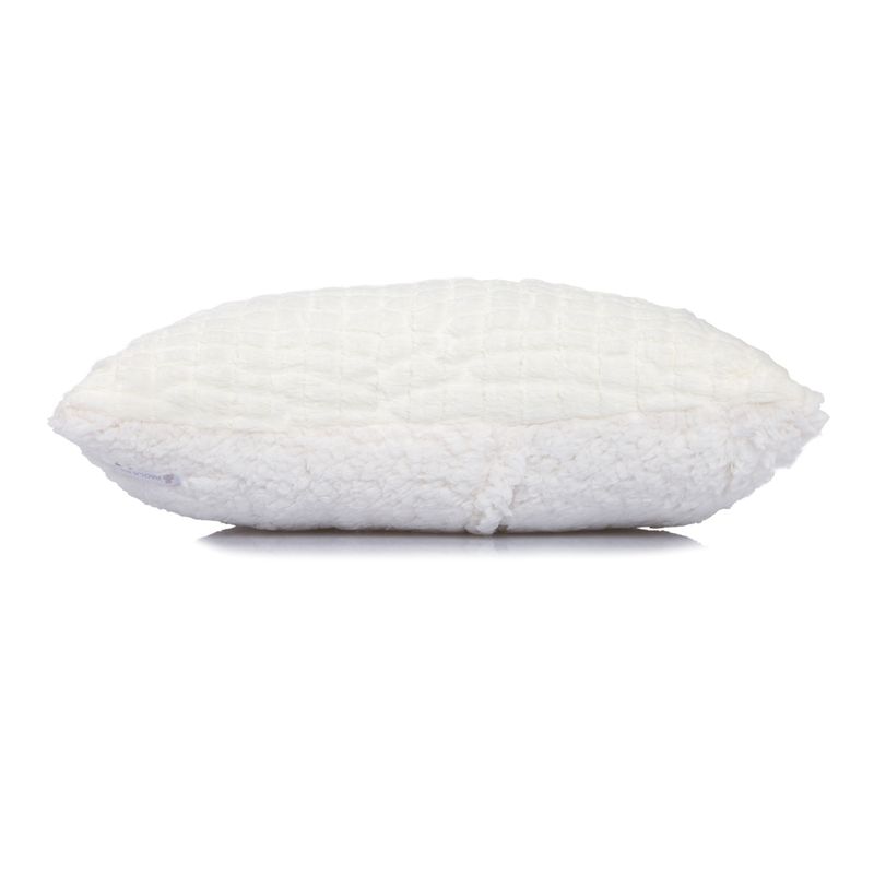 10210128_1020_3-ALMOFADA-PELE-DOUBLE-LISTRADA-25X45