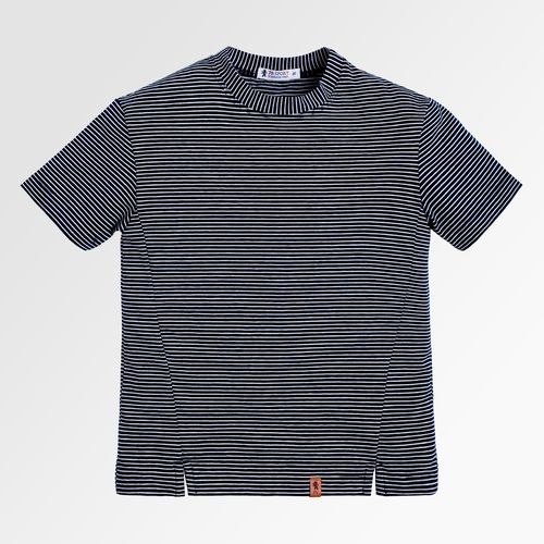 Camiseta Infantil Masculina Manga Curta Listrada com Recortes - AZUL MARINHO