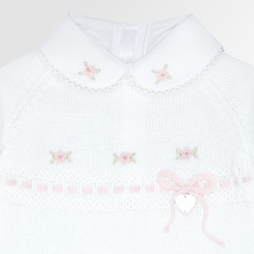 Saída de Maternidade Feminina com Manta Tricot Passa Fita Bordado Rococó - BCO/RS PASTEL